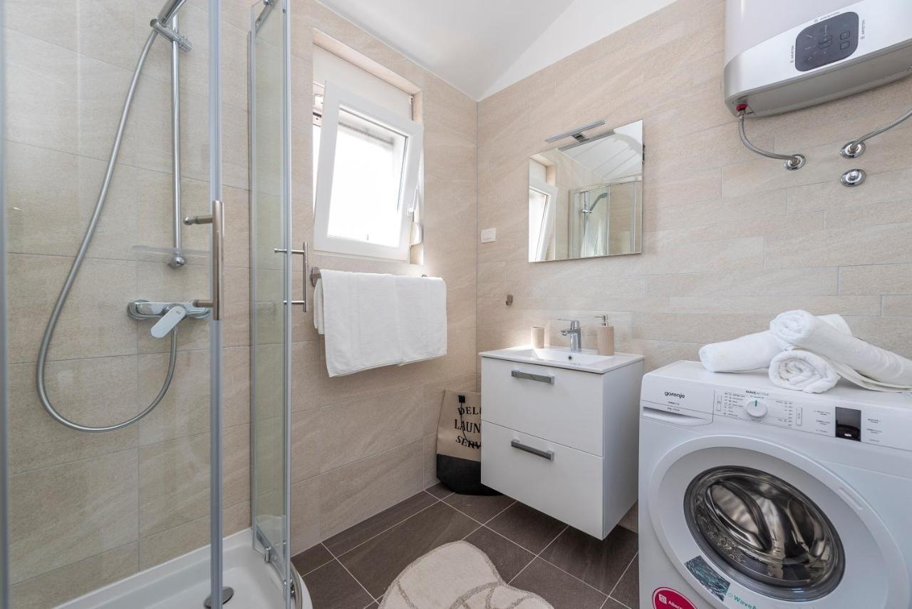 Luxury Apartments - La Vir 1 & 2 Esterno foto
