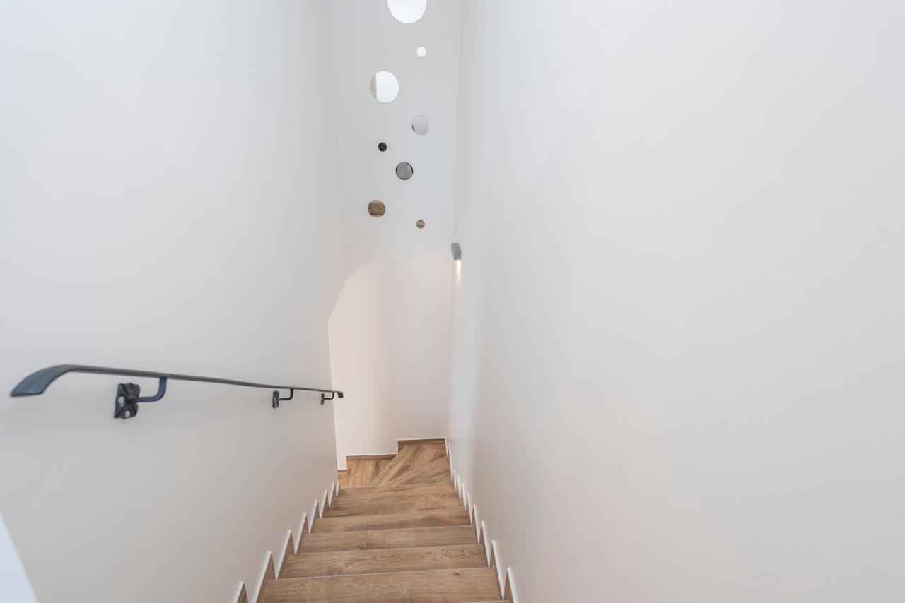 Luxury Apartments - La Vir 1 & 2 Esterno foto