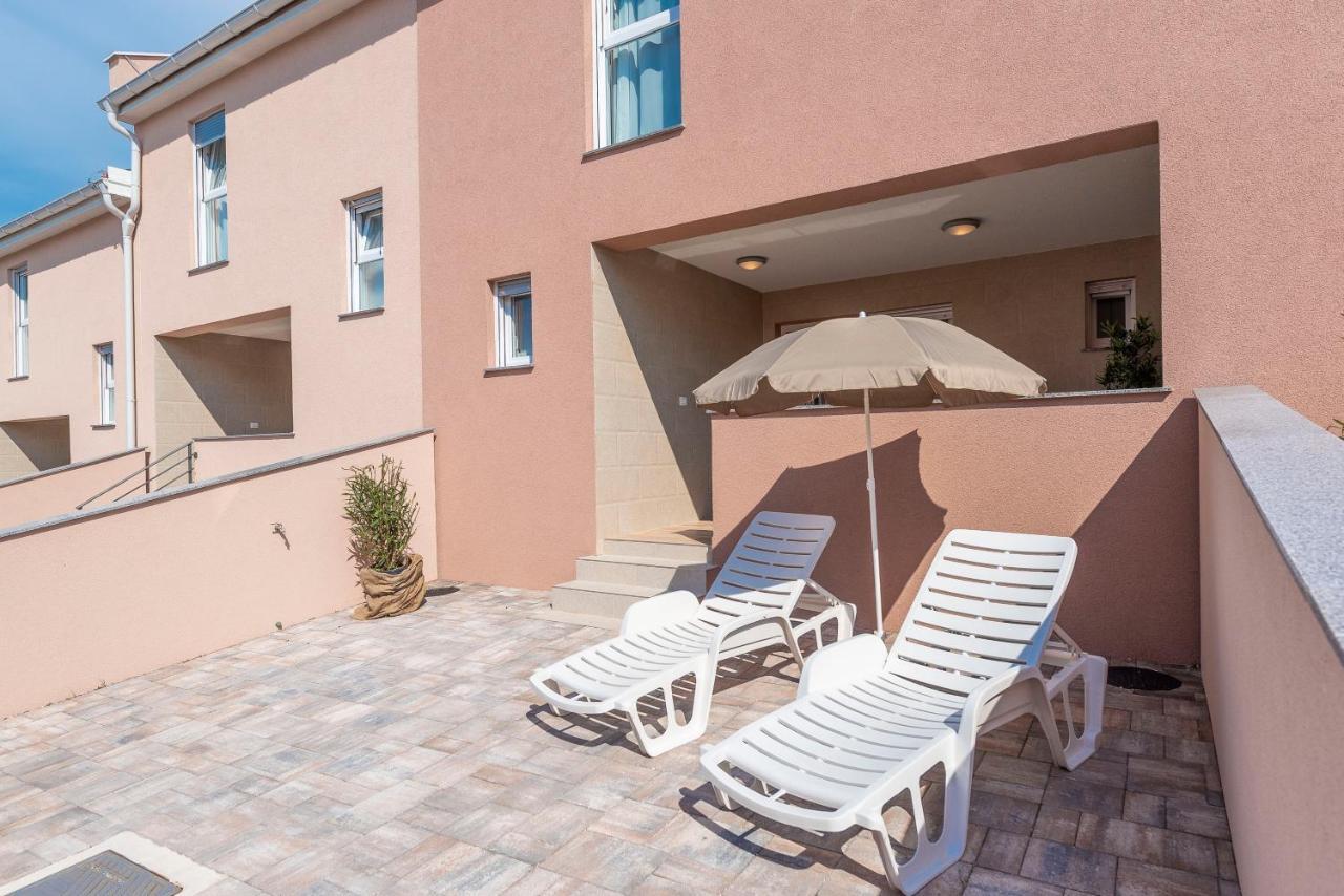 Luxury Apartments - La Vir 1 & 2 Esterno foto