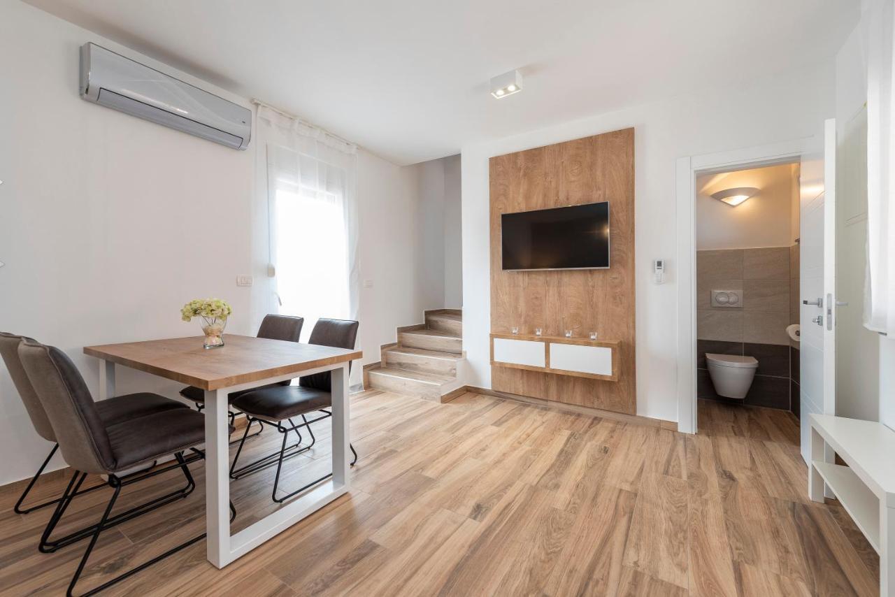 Luxury Apartments - La Vir 1 & 2 Esterno foto